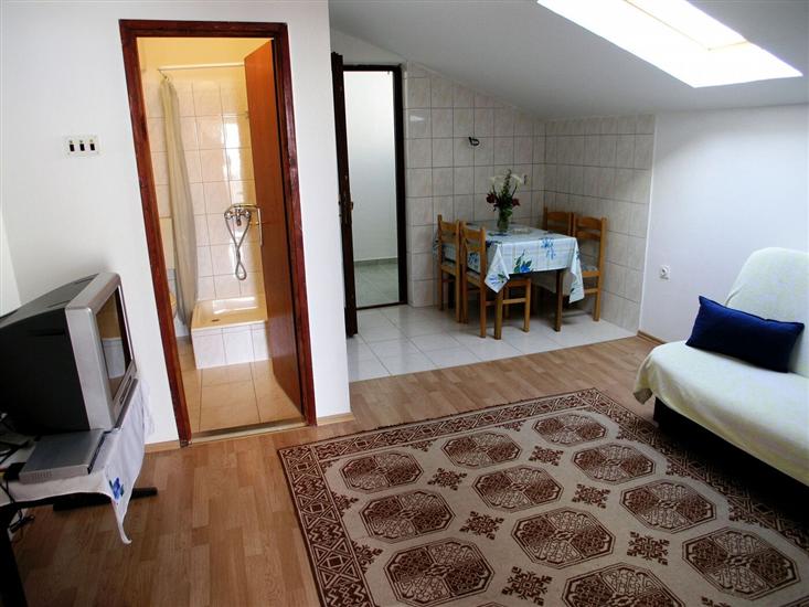 Apartment A1, for 3 persons
