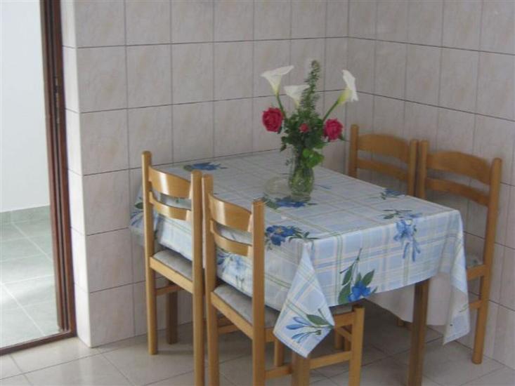 Apartment A1, for 3 persons