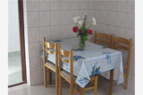 Apartment A1, for 3 persons