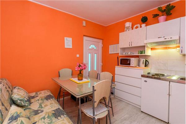 Apartment A1, for 4 persons