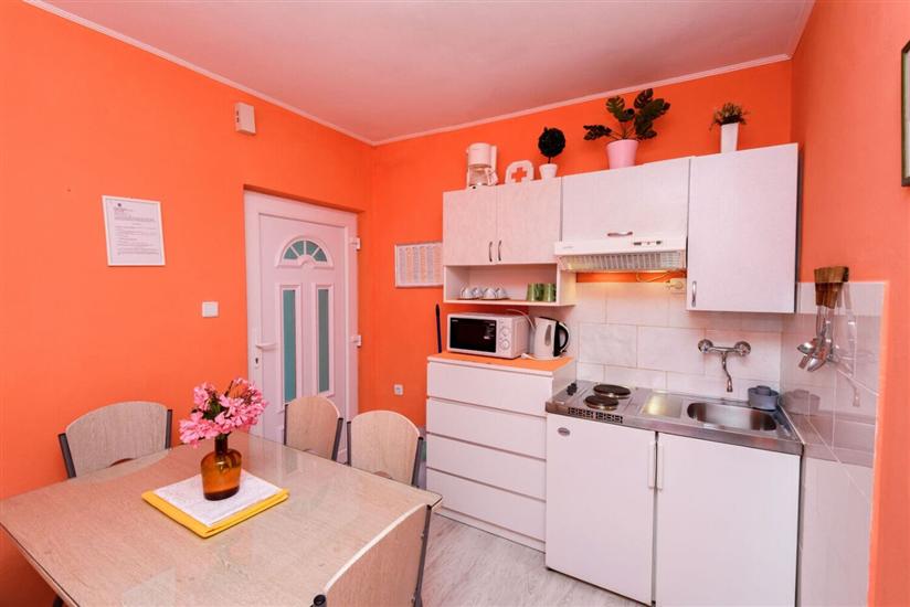 Apartment A1, for 4 persons