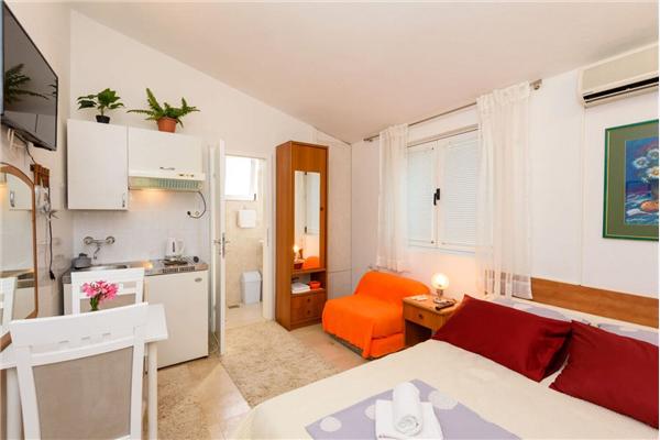 Apartment A2, for 2 persons