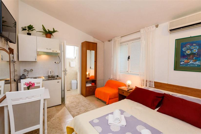 Apartment A2, for 2 persons