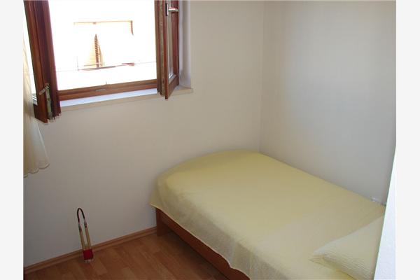 Apartment A1, for 7 persons