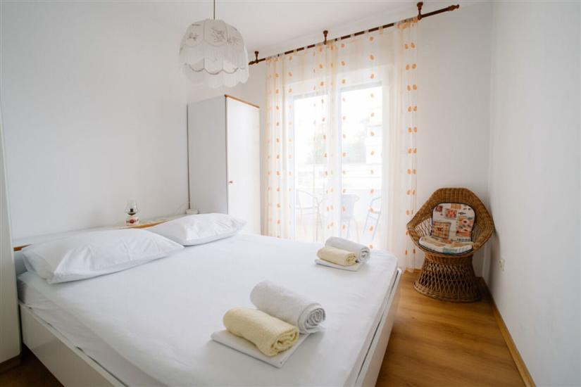 Apartment A2, for 3 persons