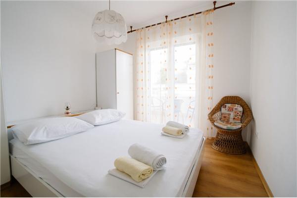 Apartment A2, for 3 persons