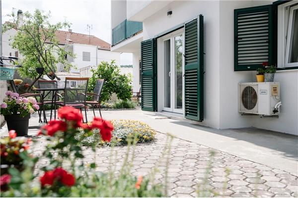 Apartment A1, for 3 persons