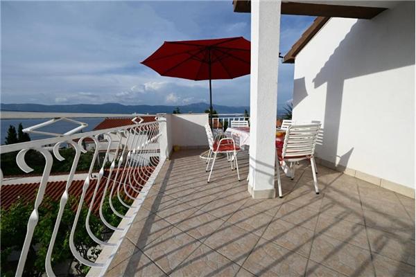 Apartment A3, for 6 persons