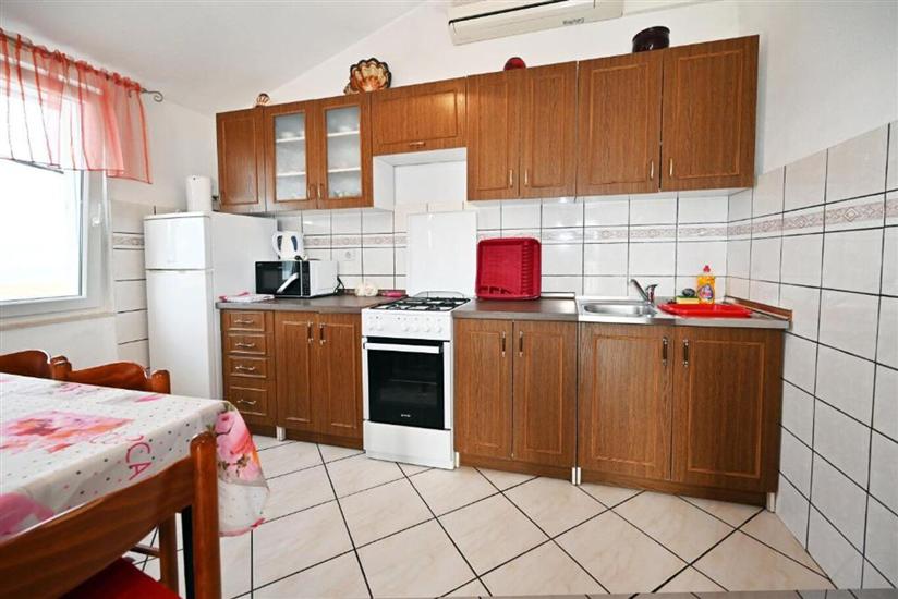 Apartment A3, for 6 persons