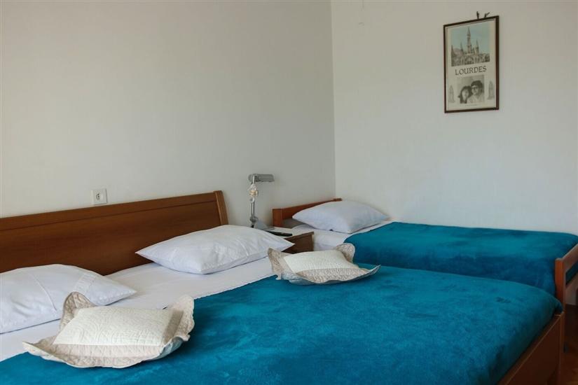 Apartment A2, for 3 persons