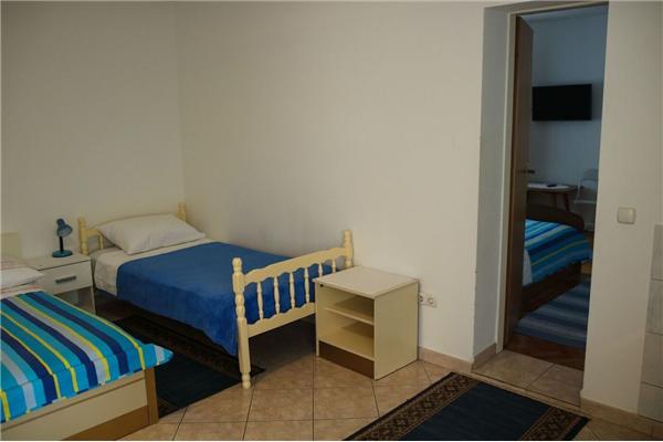 Apartment A3, for 5 persons