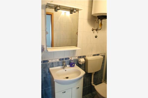 Apartment A3, for 5 persons