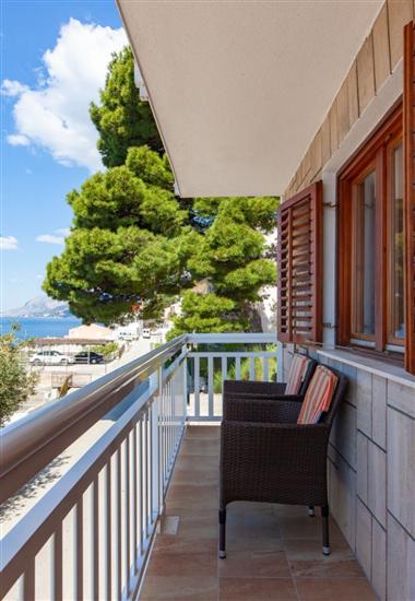 Apartment A1, for 6 persons