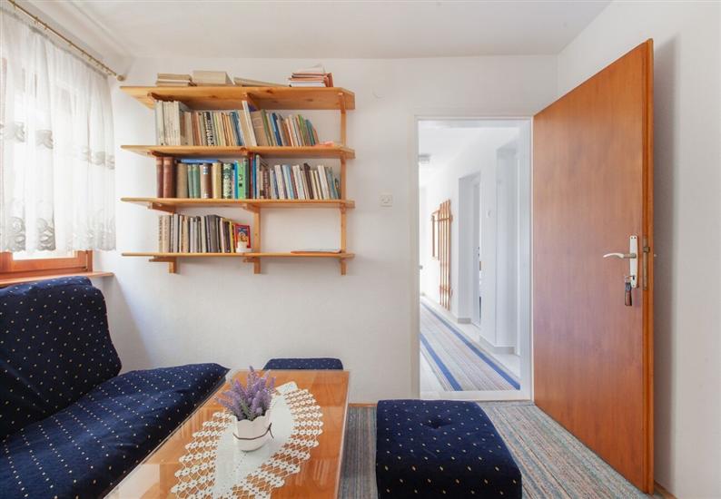 Apartment A1, for 6 persons