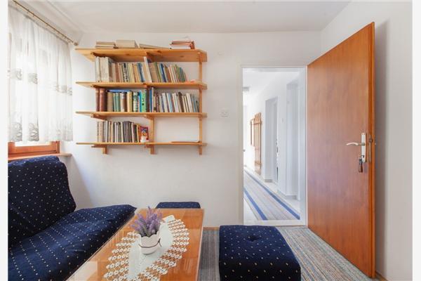 Apartment A1, for 6 persons