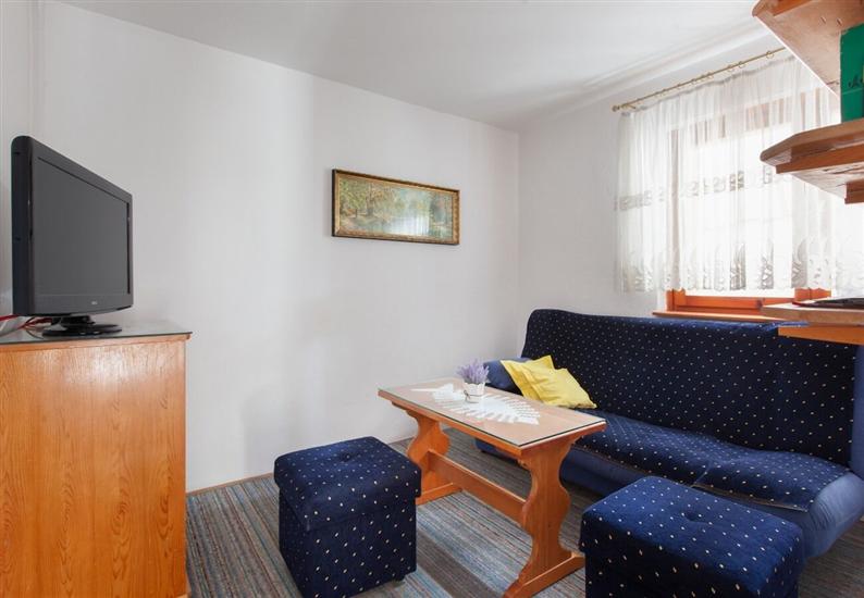 Apartment A1, for 6 persons