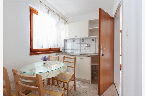 Apartment A1, for 6 persons