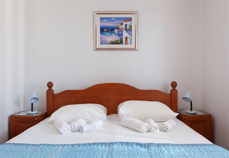 Apartment A1, for 6 persons