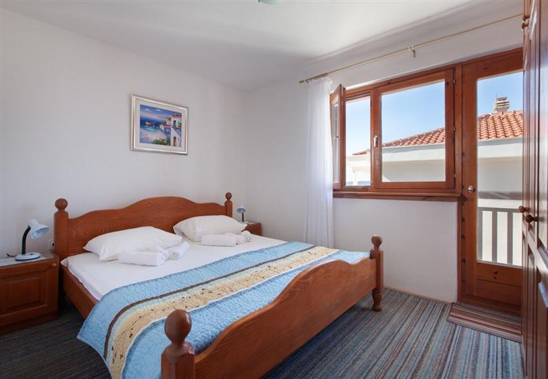 Apartment A1, for 6 persons