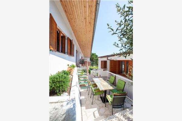 Apartment A2, for 6 persons