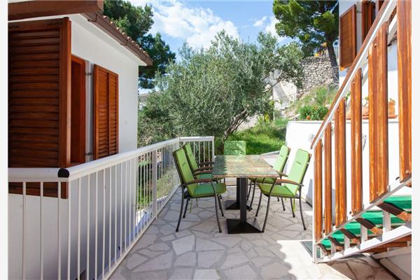 Apartment A2, for 6 persons