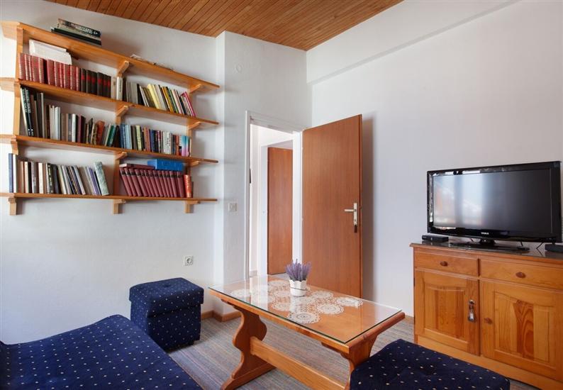 Apartment A2, for 6 persons