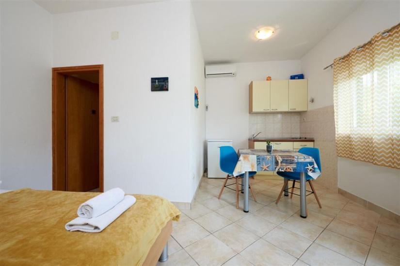 Apartment A1, for 2 persons