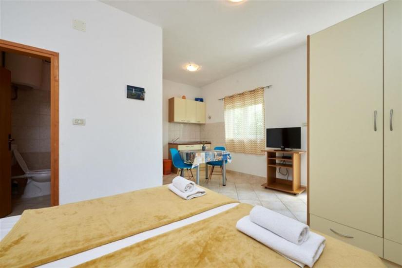 Apartment A1, for 2 persons