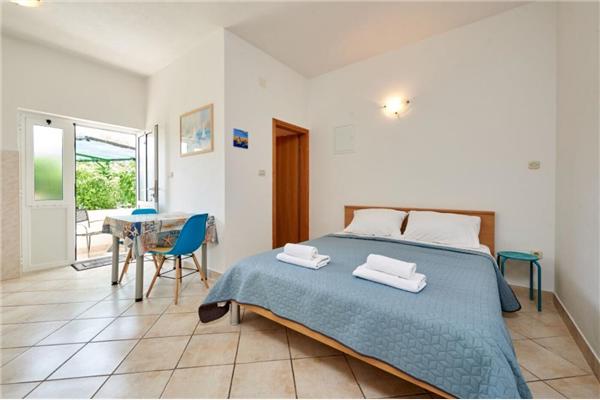 Apartment A2, for 2 persons