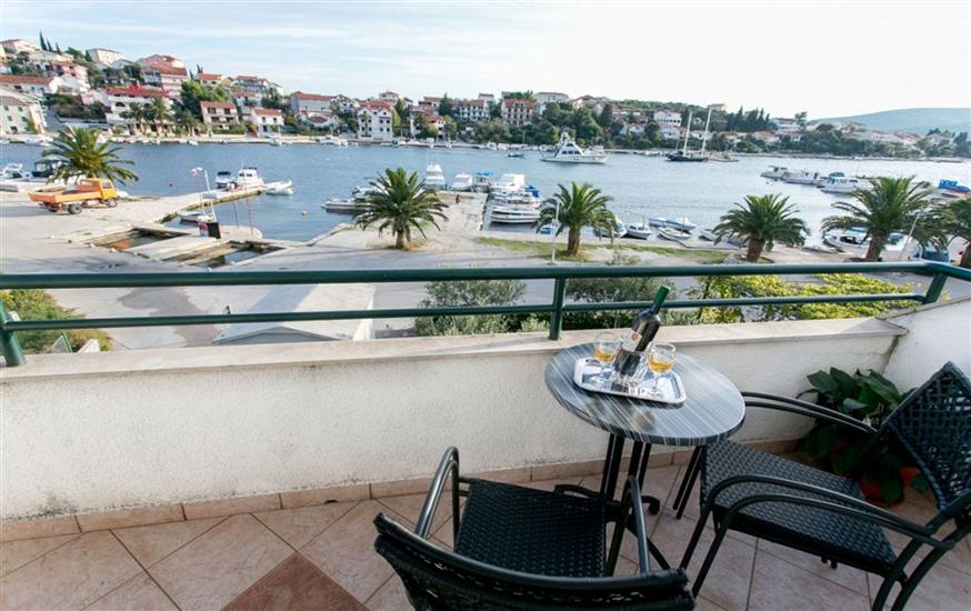 Apartment A4, for 4 persons