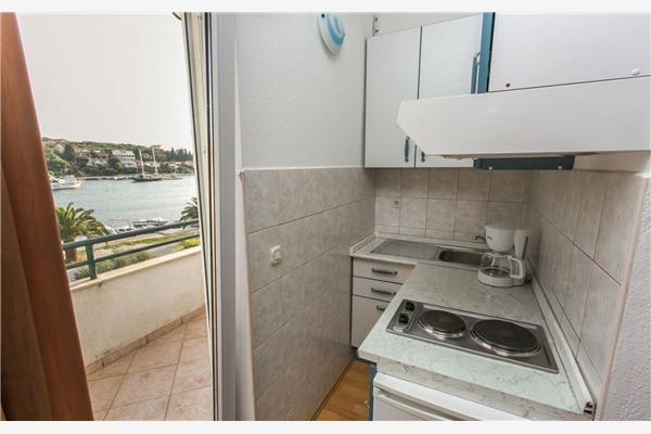 Apartment A4, for 4 persons