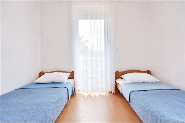 Apartment A1, for 4 persons