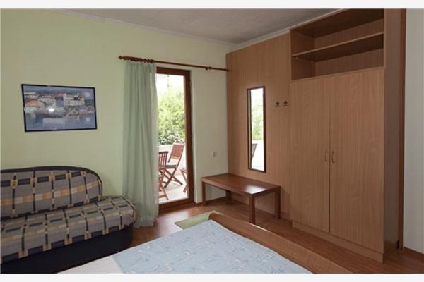 Apartment A2, for 4 persons
