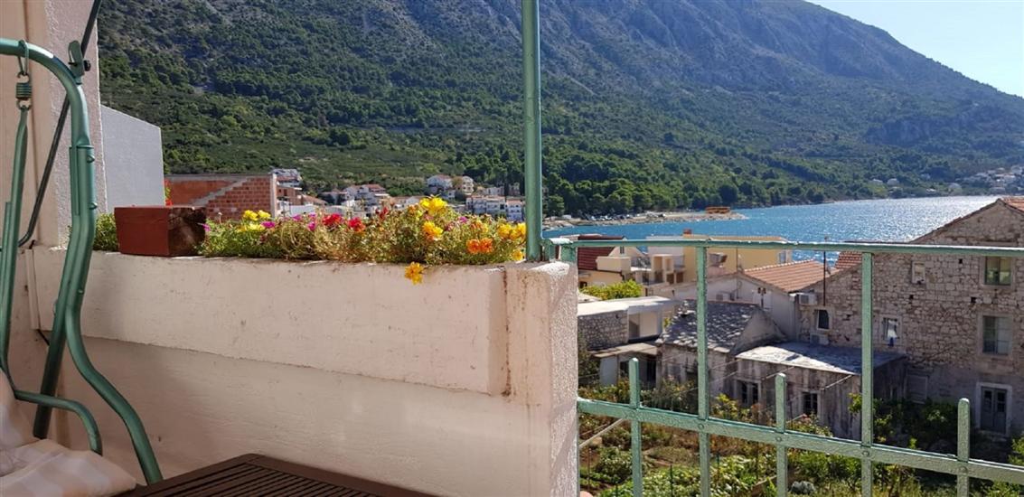 Apartment A1, for 5 persons