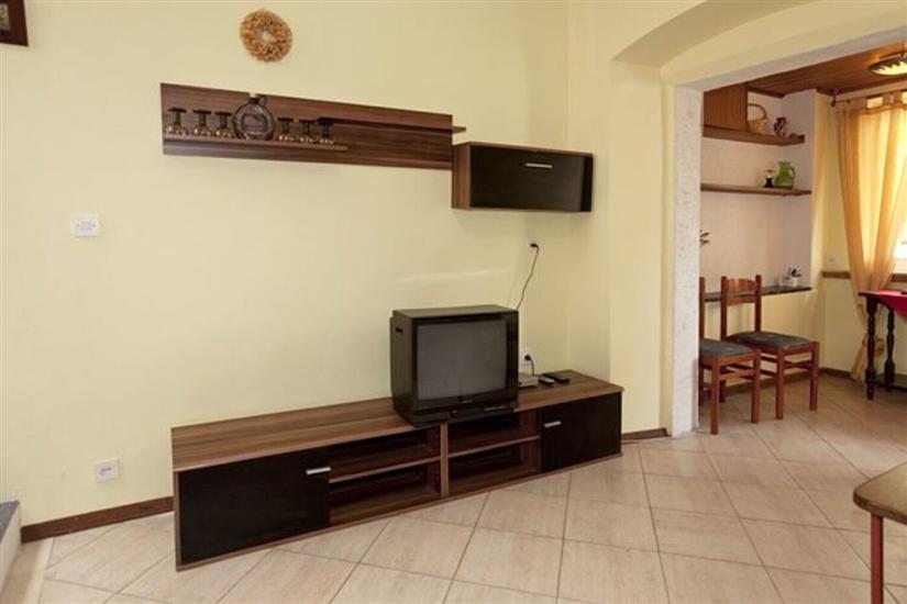 Apartment A1, for 5 persons