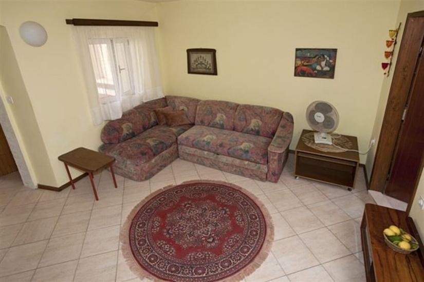 Apartment A1, for 5 persons