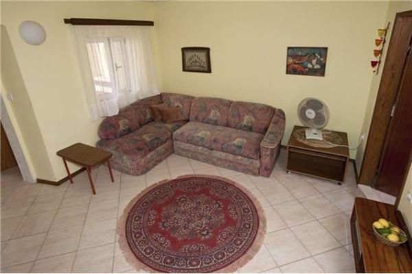 Apartment A1, for 5 persons