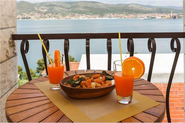 House K1, for 8 persons