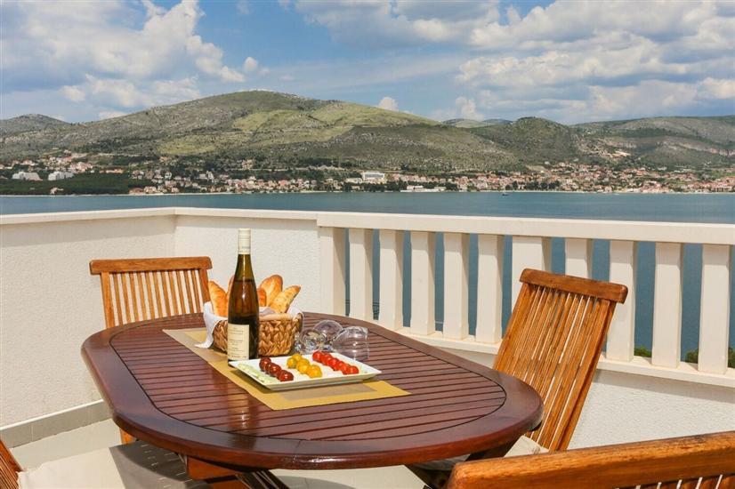 House K1, for 8 persons