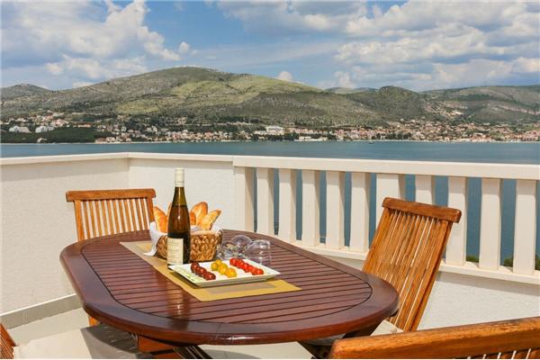 House K1, for 8 persons