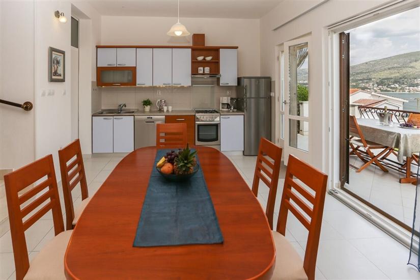 House K1, for 8 persons