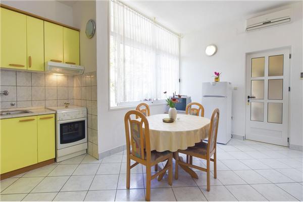 Apartment A1, for 4 persons