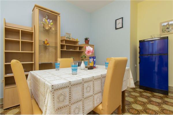 Apartment A2, for 4 persons