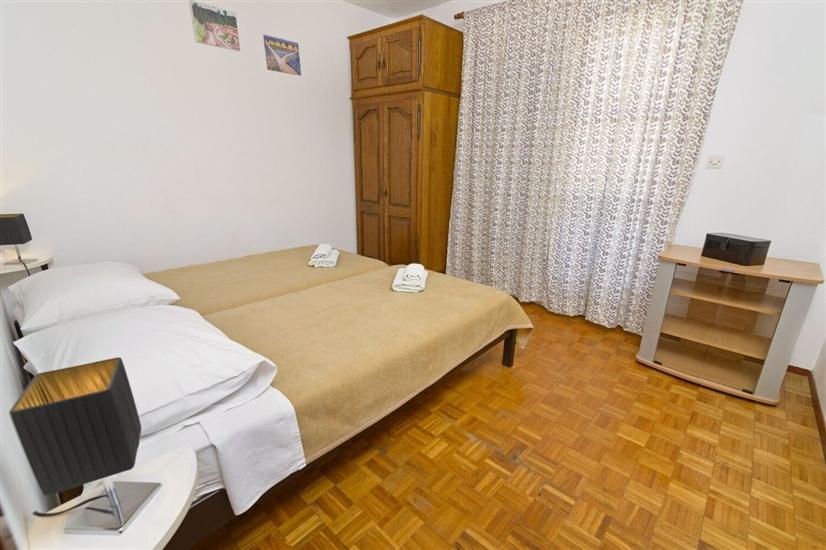 Apartment A2, for 4 persons