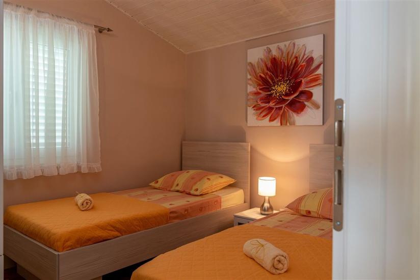 Apartment A1, for 6 persons