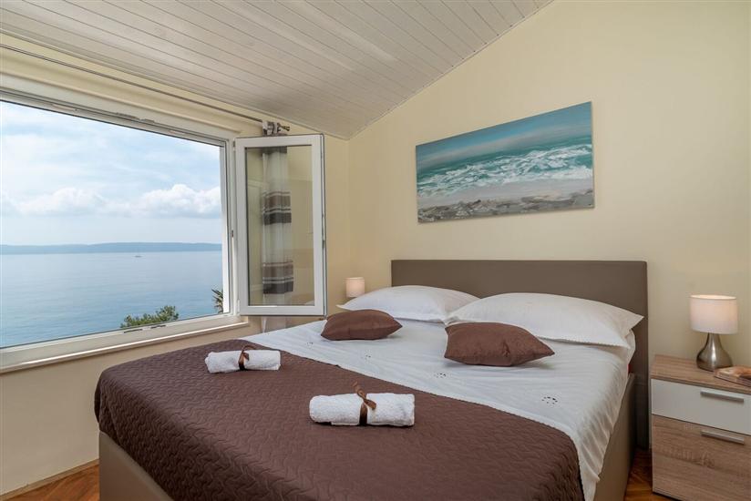 Apartment A1, for 6 persons