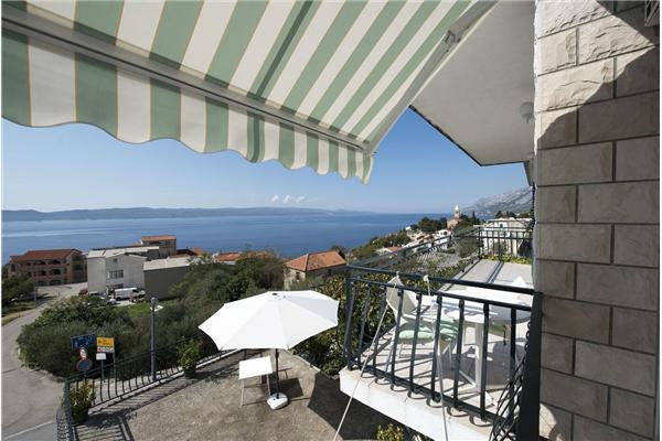 Apartment A2, for 6 persons