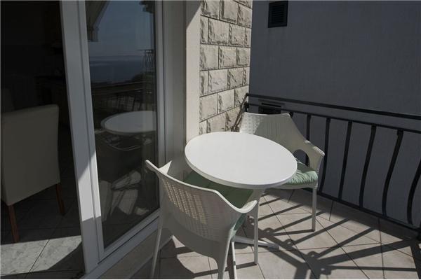 Apartment A2, for 6 persons