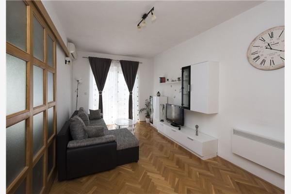 Apartment A2, for 6 persons