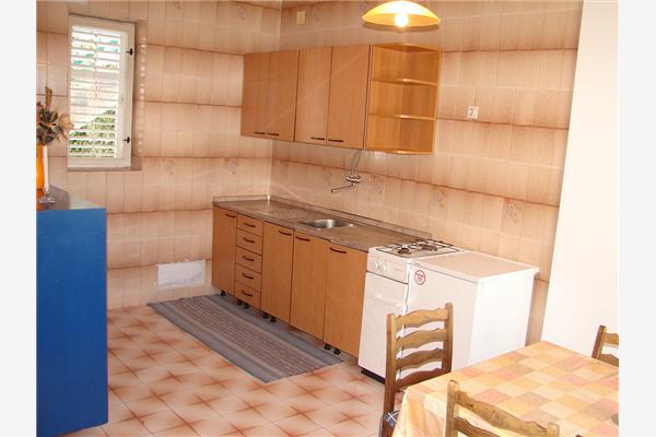 Apartment A1, for 6 persons